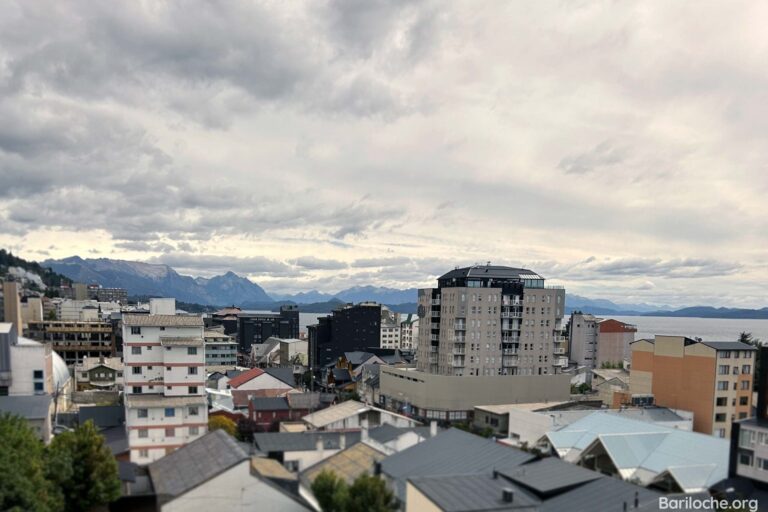 Centro de Bariloche vista aerea
