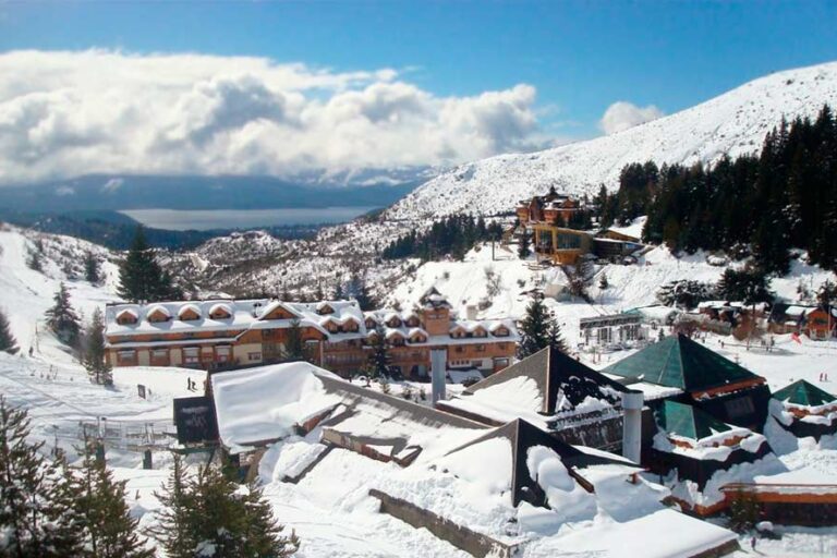Mount Catedral Ski Resort
