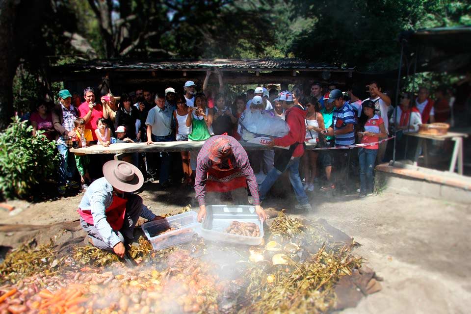 Fiesta Nacional del Curanto Victor Goye Curanto