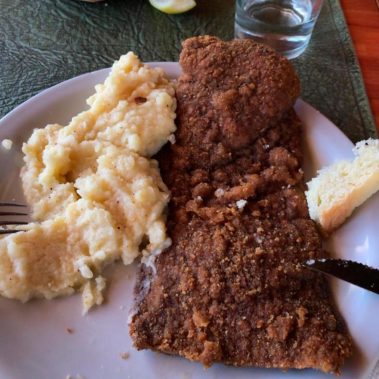 Milanesa con Puré